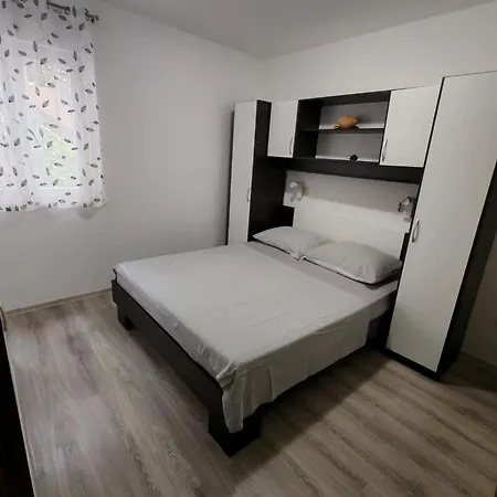 Miramaris Apartment Mali Drvenik