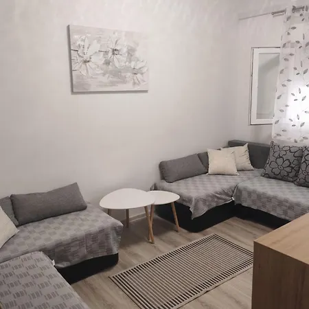 Miramaris Apartment